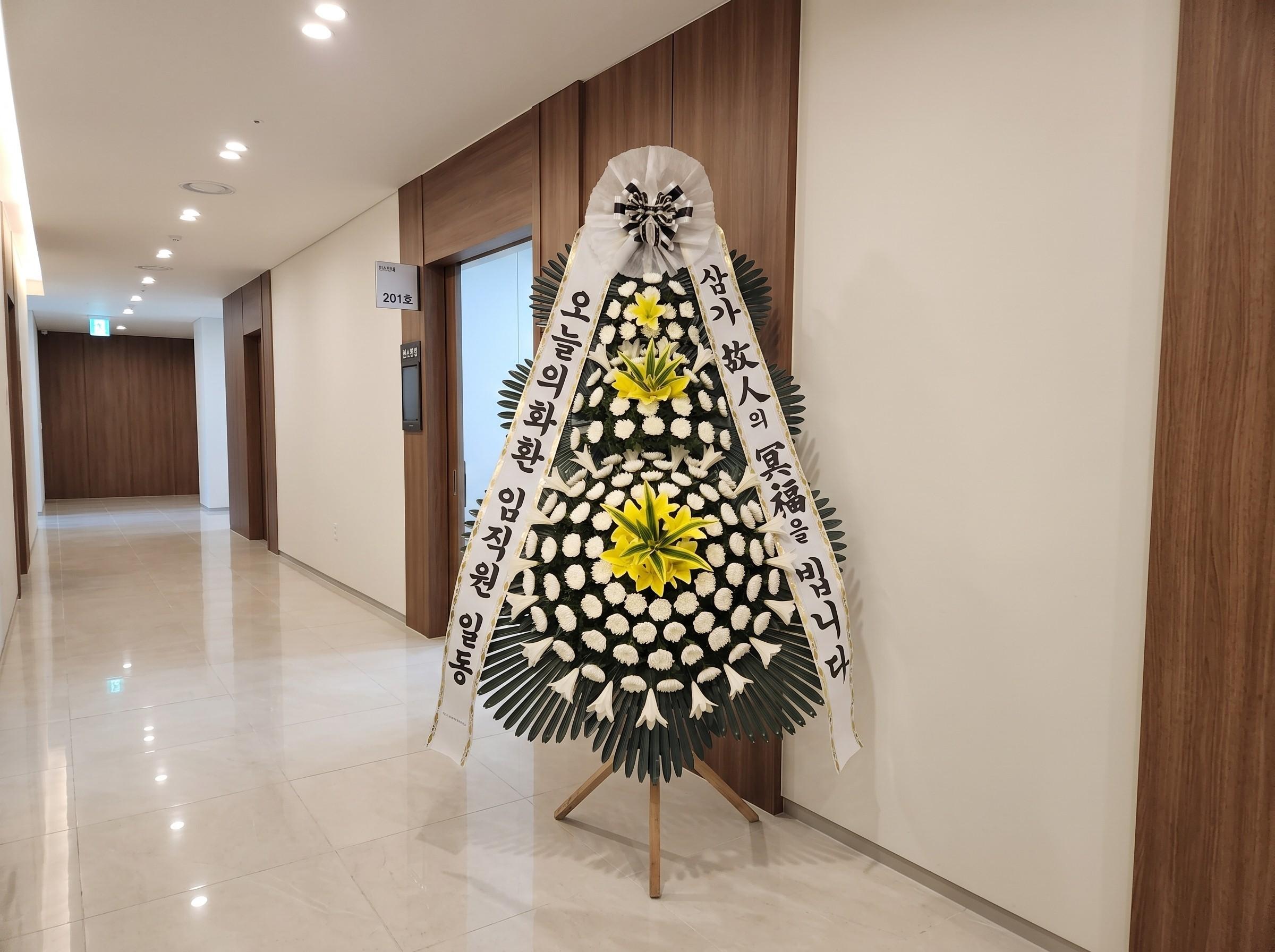 근조 3단화환 고급 상세 이미지 3